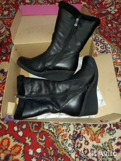 Зимние женские сапоги 38