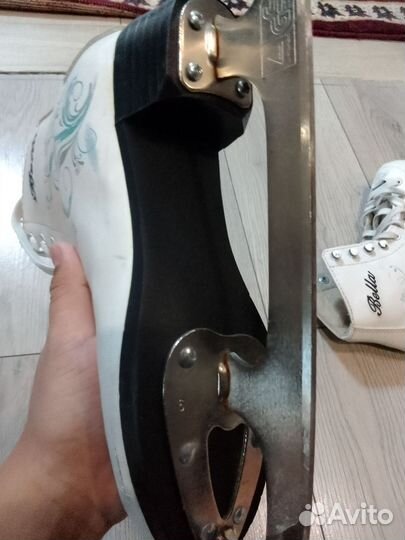 Коньки фигурные 36-37 размер