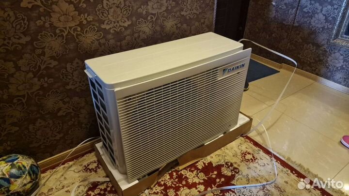 Daikin Emura 3 2023 года