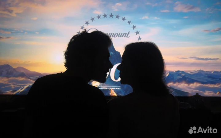 Персональный кинотеатр для двоих или компании