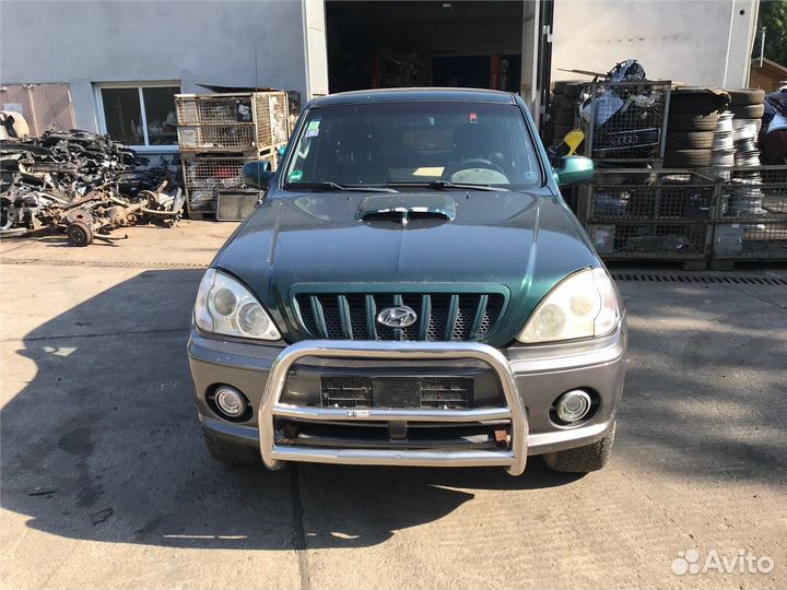 Разбор на запчасти Hyundai Terracan