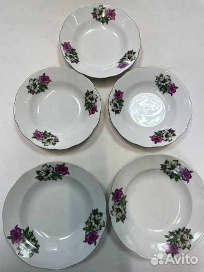 Тарелка «цветы ».Япония