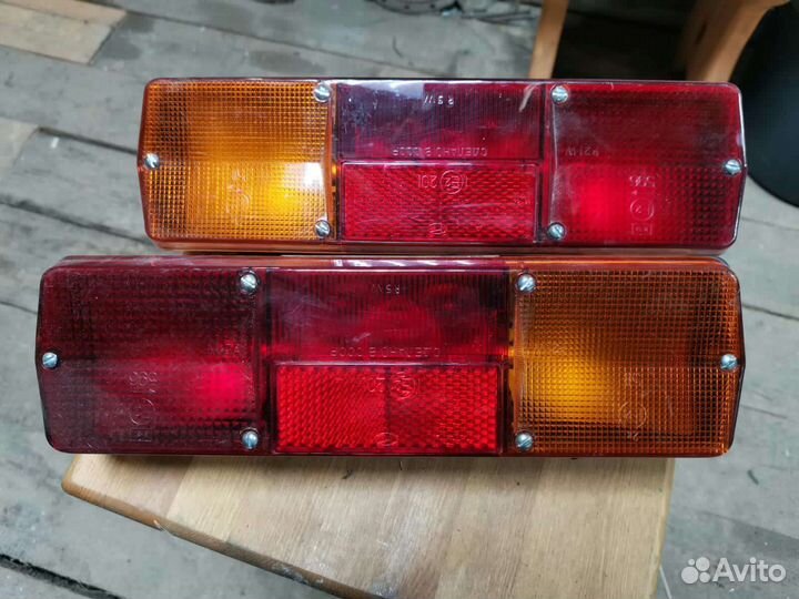 Фонарь задний