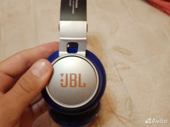 Беспроводные наушники jbl накладные