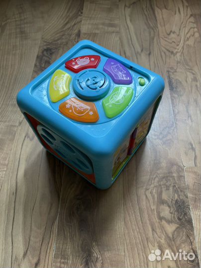 Развивающий центр,развивающие кубики