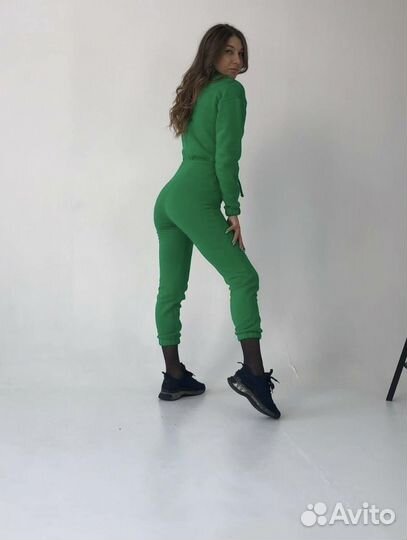 Комбинезон женский