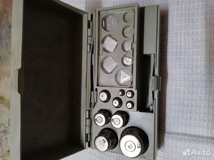 Весы равноплечие ручные