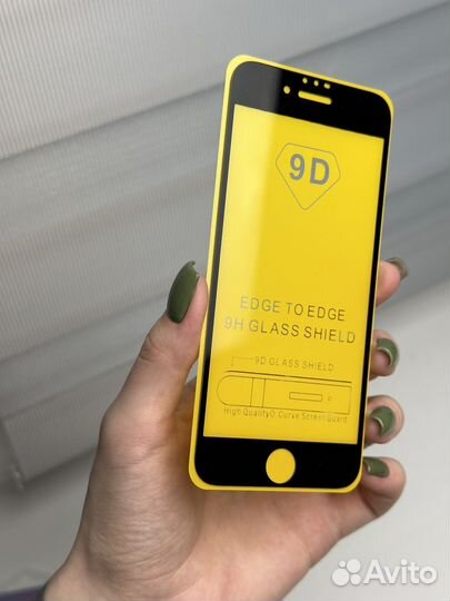 Защитное стекло на iPhone 6