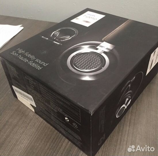 Наушники Philips Fidelio L1