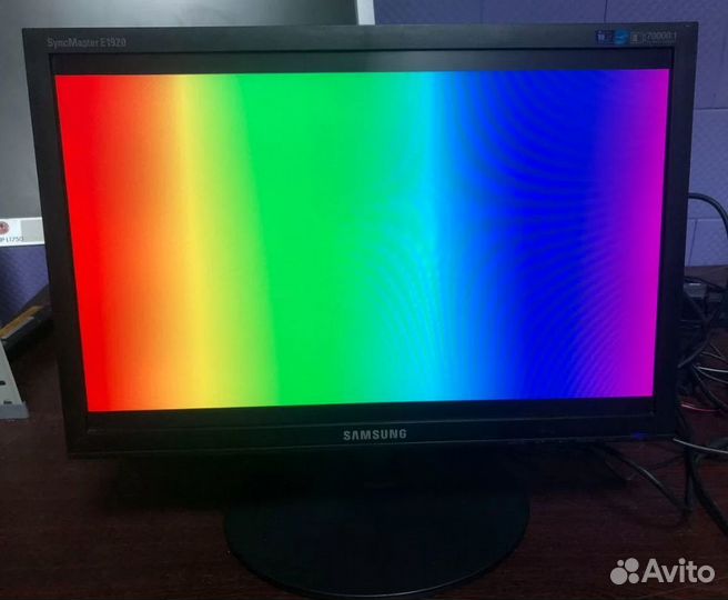 Монитор Samsung 19'' E1920NW