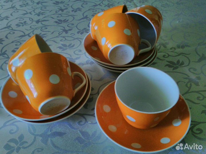 Чашки с блюдцем