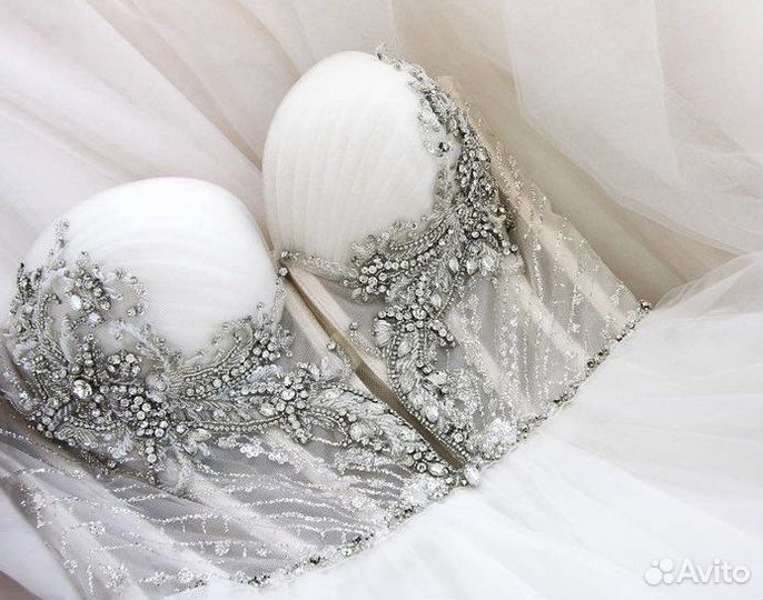 Свадебное платье люкс, расшитое, ручная работа