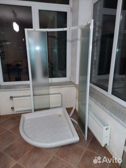 Поддоны керамический и акриловый бу