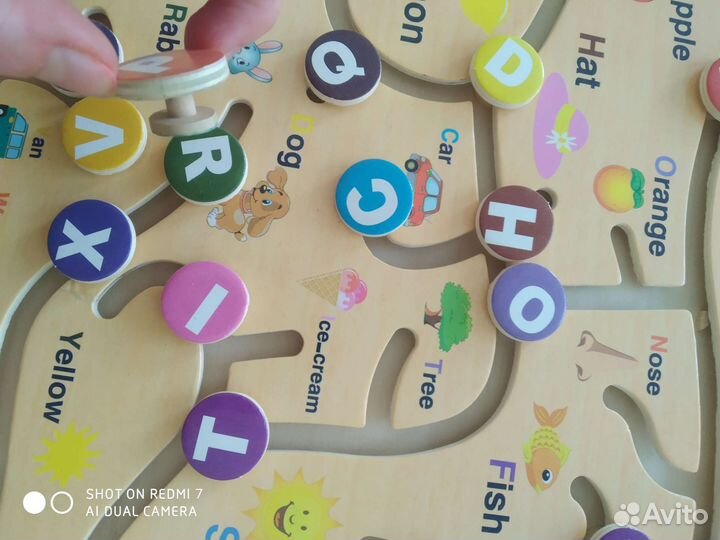 Деревянное пособие английский алфавит лабиринт