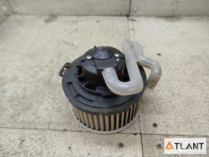 Мотор печки mazda axela