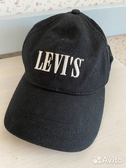 Кепка levis