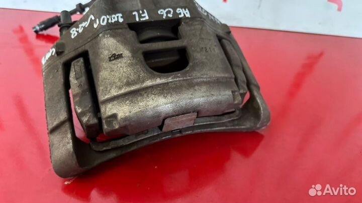 Суппорт передний левый Audi A6 C6 2.8 ccea 2010