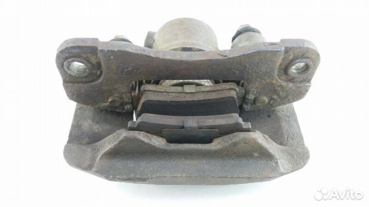 Суппорт задний правый Mitsubishi Pajero Sport K96W