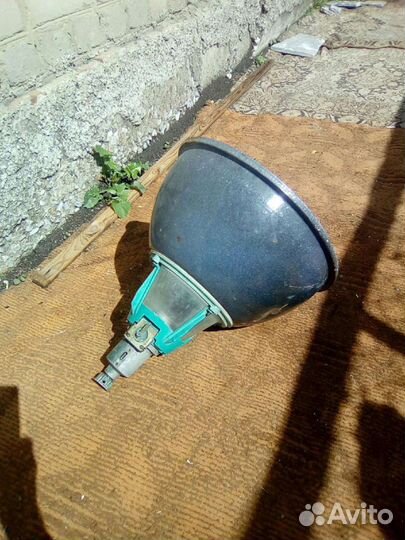 Фонарь уличный