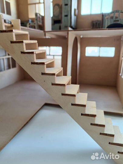 Кукольный домик с мебелью