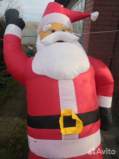 Надувной дед мороз