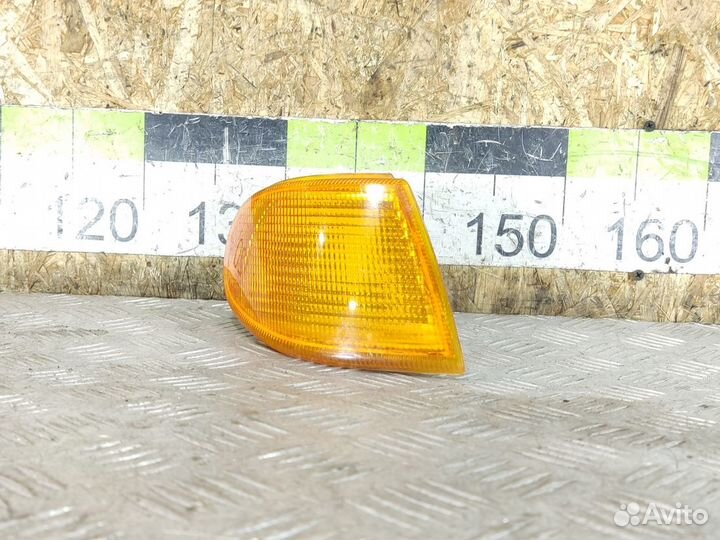 Поворотник правый Vaz 2115