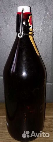 Стеклянная бутылка 1 л с пробкой, и 0.7