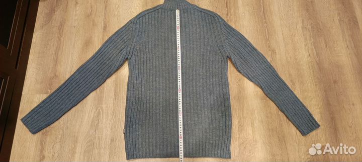 Свитер шерстяной мужской