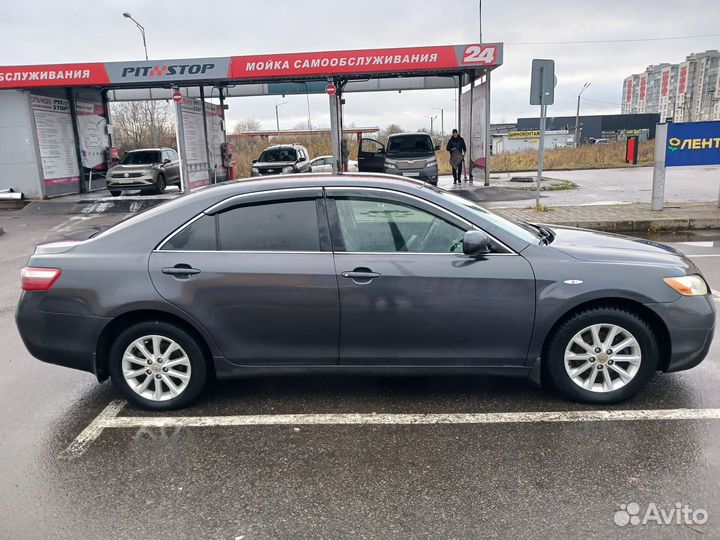 Toyota Camry 2.4 AT, 2007, 649 000 км