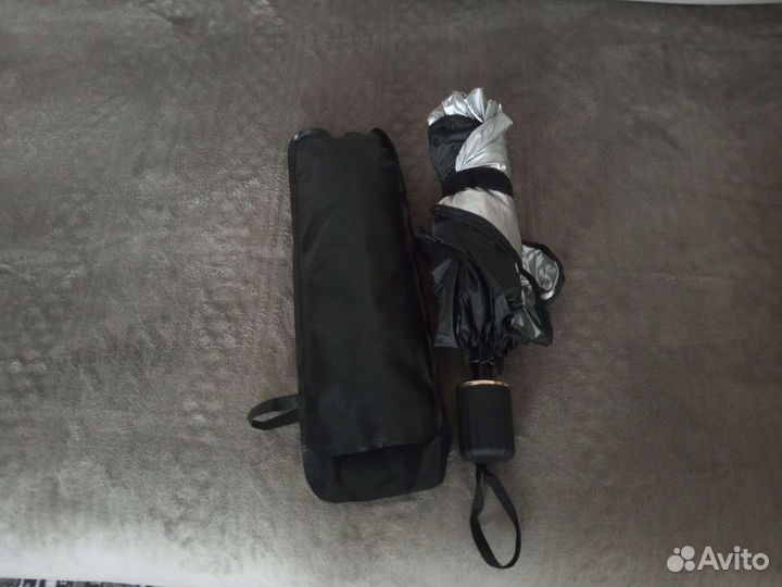 Солнцезащитный зонтик на лобовое стекло