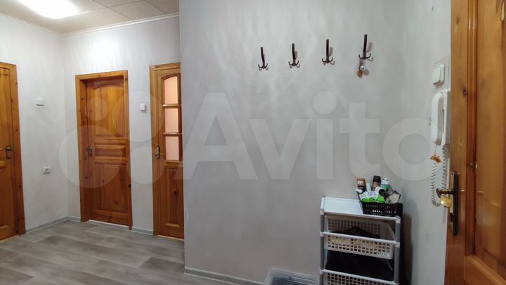 4-к. квартира, 72,6 м², 3/6 эт.