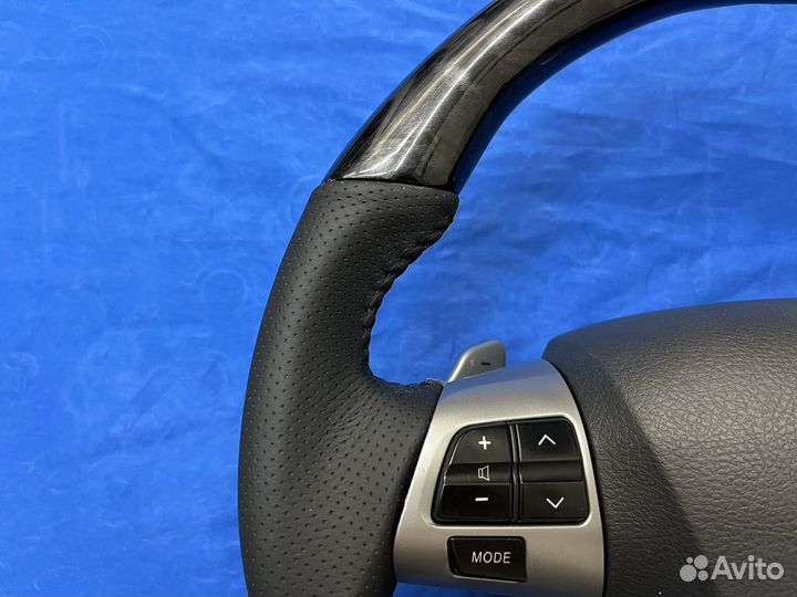 Анатомический руль с косточкой Toyota Auris 150