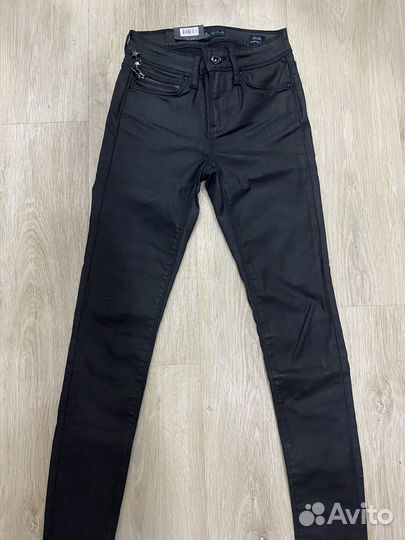 Джинсы colins