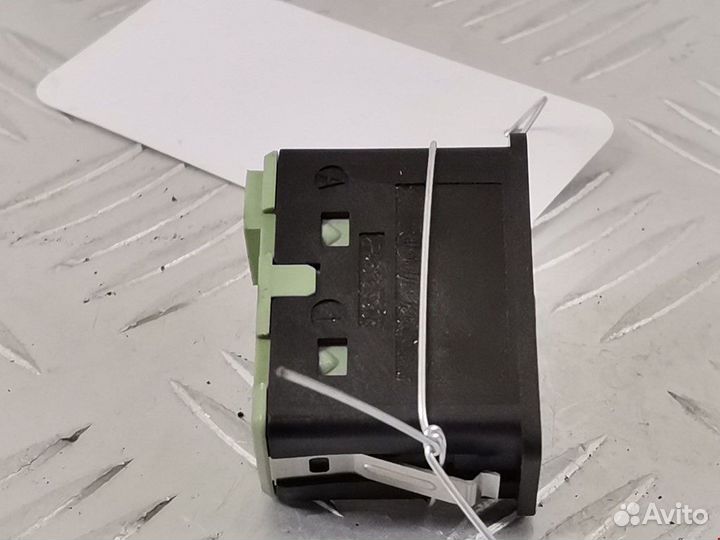 Разъем AUX / USB BMW 5 E60/E61 2006 61316986791