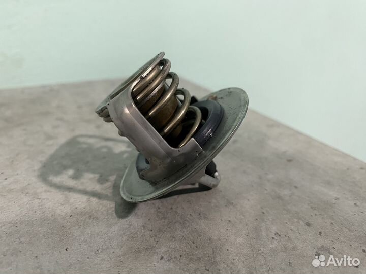 Термостат Nissan tiida C11