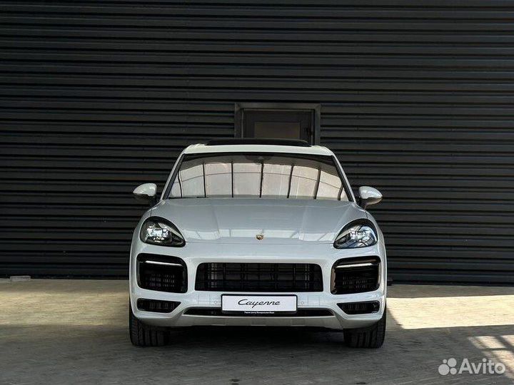 Porsche Cayenne, 2022
