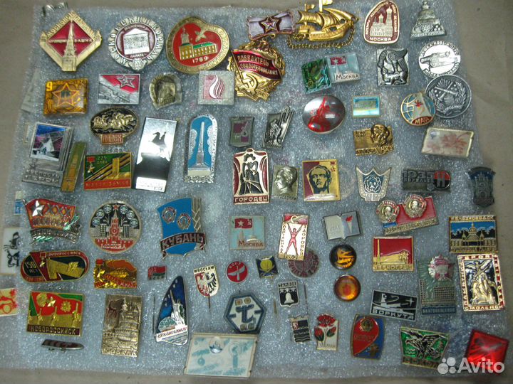 Значки из СССР - гербы,города, Ленин