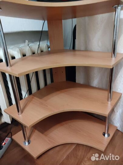 Полка угловая