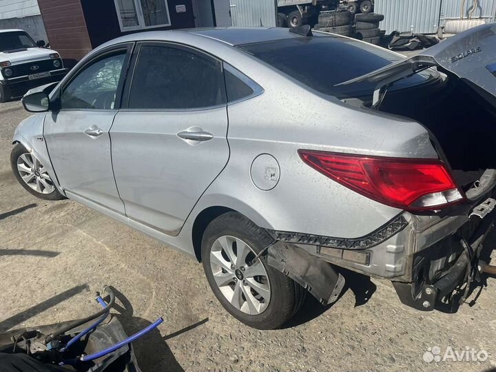 Hyundai Solaris 2016