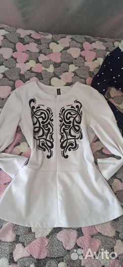 Белые рубашки/блузки и юбка 152 для девочки