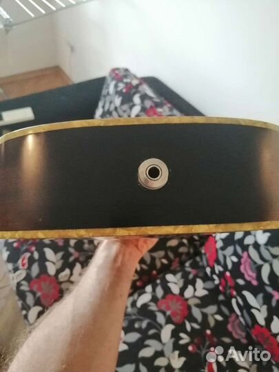 Укулеле тенор