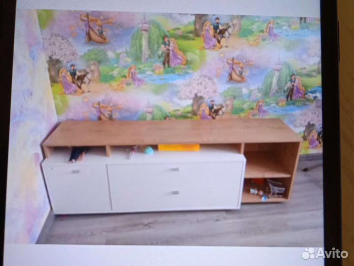 Тумба под телевизор