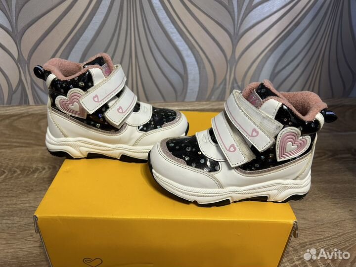 Ботинки для девочки демисезонные