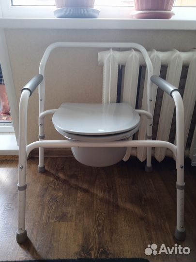 Продается ортопедический стул-туалет