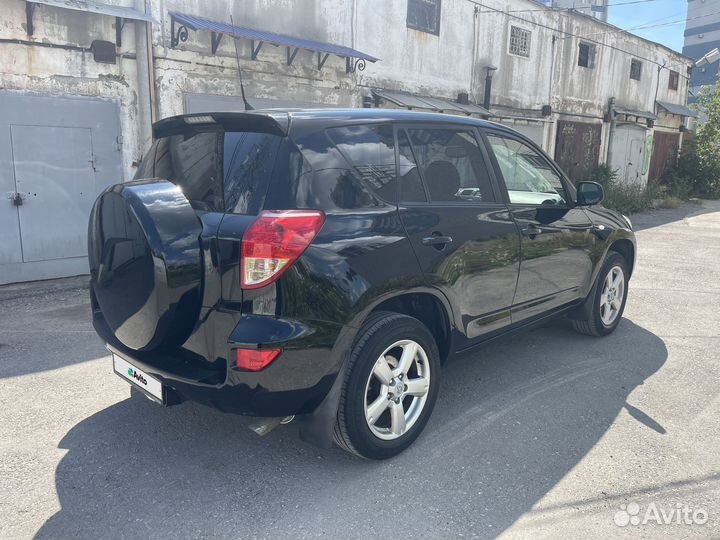 Toyota RAV4 2.0 AT, 2007, 350 000 км