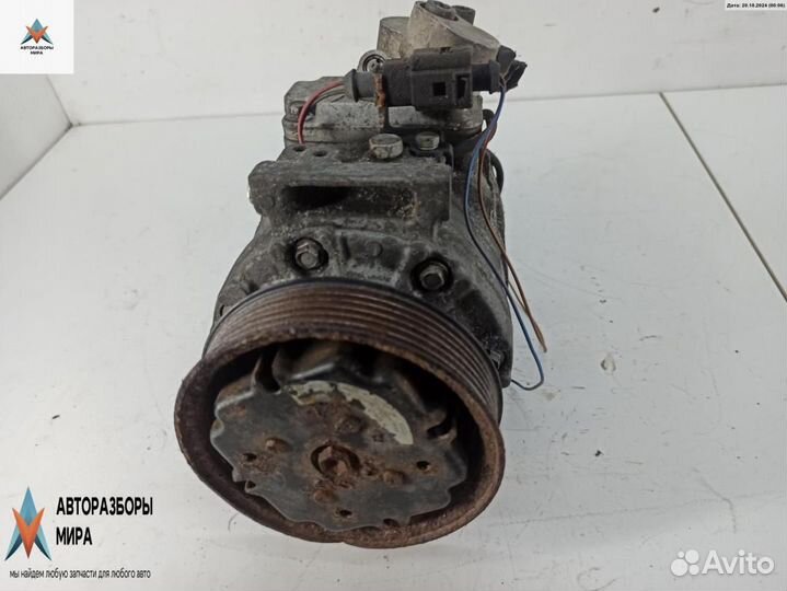 Компрессор кондиционера Audi A4 B6 2002 8E0260805