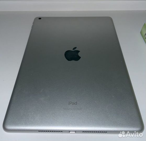 iPad 10.2 2021