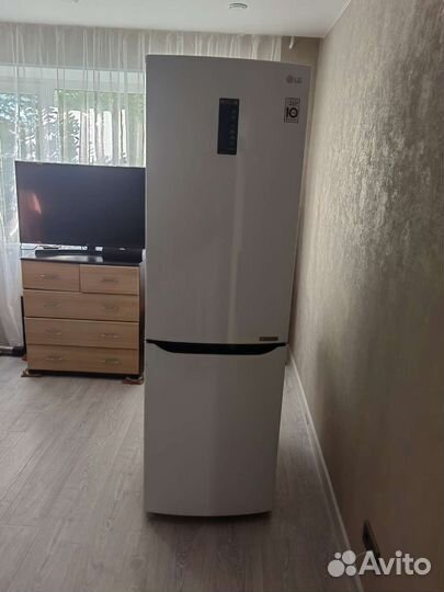 Холодильник на запчасти