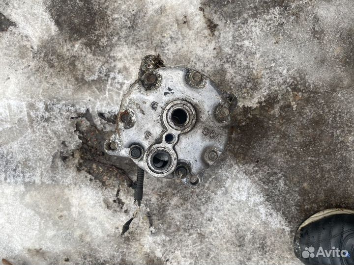 Насос кондиционера Рено Меган 1.6 бензин 1996г