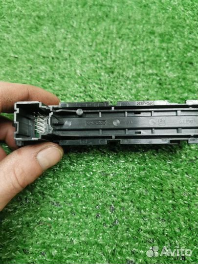 Кнопка аварийной сигнализации Opel Mokka 1.6